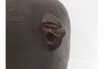 鋳師 般若勘渓(昭三)　時代写　浜風に揺れる松を表した浜松文真ノ釜　共箱付き　(R-085887)