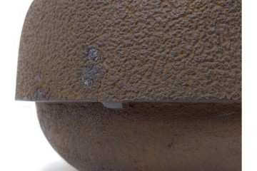 釜師 十二代 和田美之助　透かし文様が涼しげな丸釜添の唐銅鬼面風炉　共箱付き　(R-085892)