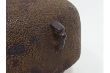 釜師 十二代 和田美之助　透かし文様が涼しげな丸釜添の唐銅鬼面風炉　共箱付き　(R-085892)