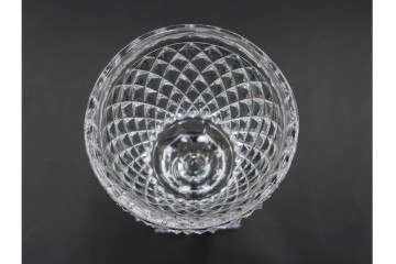 由水常雄　復刻作　繊細な霰文が輝く江戸切子のワイングラス一対　共箱付き　(R-085893)