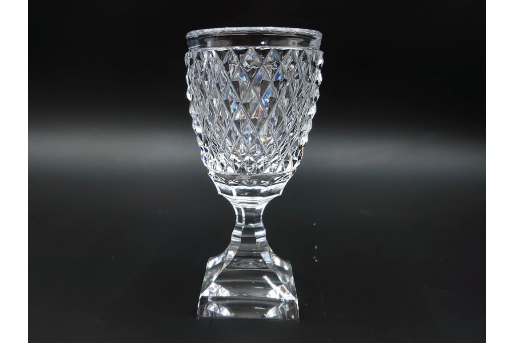 由水常雄　復刻作　繊細な霰文が輝く江戸切子のワイングラス一対　共箱付き　(R-085893)