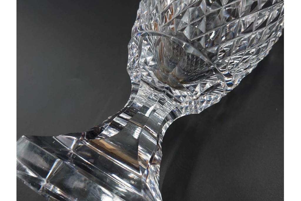 由水常雄　復刻作　繊細な霰文が輝く江戸切子のワイングラス一対　共箱付き　(R-085893)