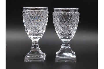 由水常雄　復刻作　繊細な霰文が輝く江戸切子のワイングラス一対　共箱付き　(R-085893)
