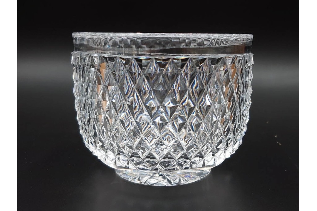 由水常雄　復刻作　霰文が美しい江戸切子の向付2客セット　共箱付き　(R-085894)