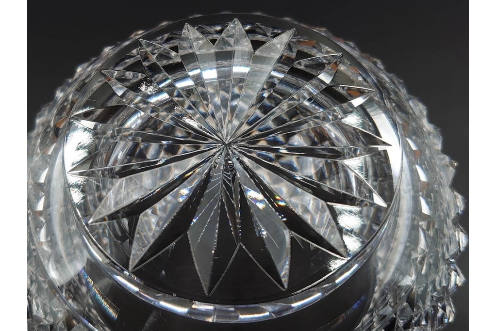 由水常雄　復刻作　霰文が美しい江戸切子の向付2客セット　共箱付き　(R-085894)