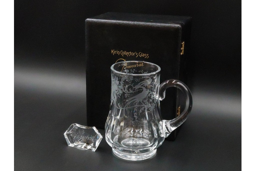 フランス　1981年　Baccarat(バカラ)　キリンビアマグコレクション　コレクターズグラス　鳳凰と草花のデザインが優美なビアマグ　 外箱・ネーム付き　(R-085895)