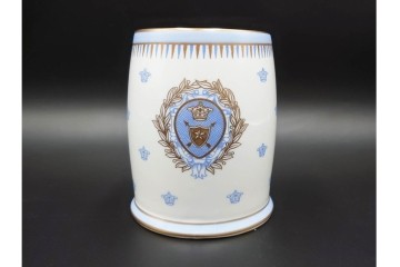 スウェーデン　1996年　Rorstrand(ロールストランド)　キリンビアマグコレクション　グリプスホルム　クラウンモチーフが上品なビアマグ　外箱付き　(R-085899)