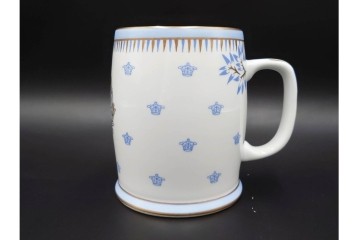 スウェーデン　1996年　Rorstrand(ロールストランド)　キリンビアマグコレクション　グリプスホルム　クラウンモチーフが上品なビアマグ　外箱付き　(R-085899)