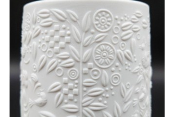 ドイツ　1997年　Rosenthal(ローゼンタール)　キリンビアマグコレクション　魔笛　立体的なレリーフ装飾が魅力のビアマグ　外箱付き　(R-085900)