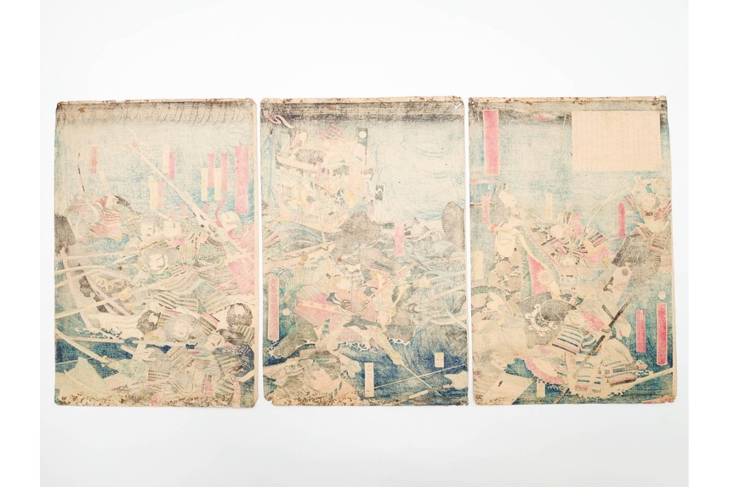 真作　恵斎芳幾(落合芳幾)　「源平八島大合戦」　勇壮な合戦図を描いた木版画の浮世絵　3枚続　(R-085905)