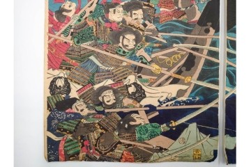 真作　恵斎芳幾(落合芳幾)　「源平八島大合戦」　勇壮な合戦図を描いた木版画の浮世絵　3枚続　(R-085905)