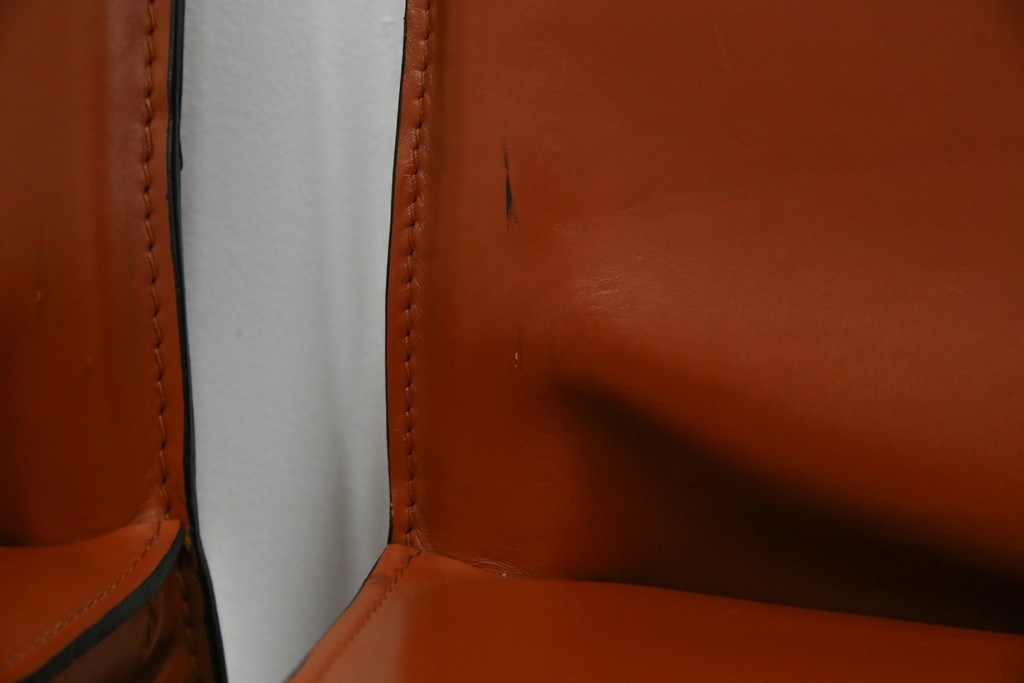 中古　Cassina(カッシーナ)　412 CAB(キャブ)　MARIO BELLINI(マリオ・ベリーニ)　端正なフォルムが魅力のアームレスチェア3脚　セット現行定価約90万円相当　(R-085910)