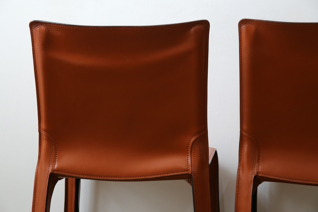 中古　Cassina(カッシーナ)　412 CAB(キャブ)　MARIO BELLINI(マリオ・ベリーニ)　端正なフォルムが魅力のアームレスチェア3脚　セット現行定価約90万円相当　(R-085910)