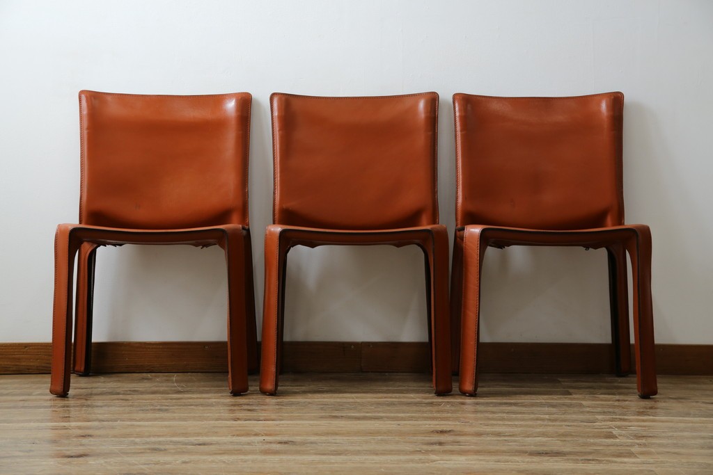 中古　Cassina(カッシーナ)　412 CAB(キャブ)　MARIO BELLINI(マリオ・ベリーニ)　端正なフォルムが魅力のアームレスチェア3脚　セット現行定価約90万円相当　(R-085910)