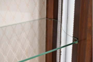 中古　美品　スペイン製　絵画装飾が優雅なキュリオケース　(R-085912)