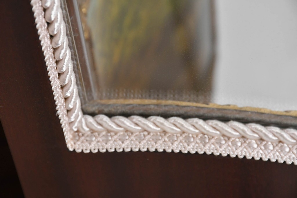 中古　美品　スペイン製　絵画装飾が優雅なキュリオケース　(R-085912)