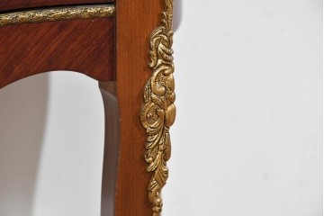 中古　美品　スペイン製　絵画装飾が優雅なキュリオケース　(R-085912)