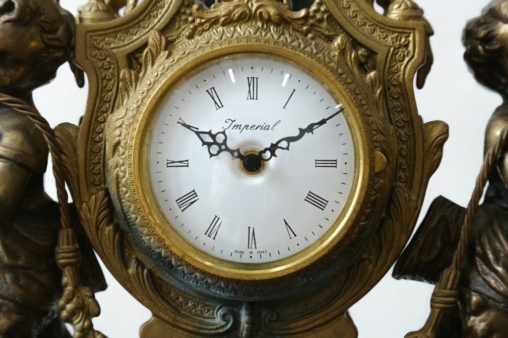 中古　高級品　イタリア　FARBEL　Imperial(インペリアル)　六本木アピス取り扱い　天使像と真鍮製の装飾が際立つ置時計　(R-085913)