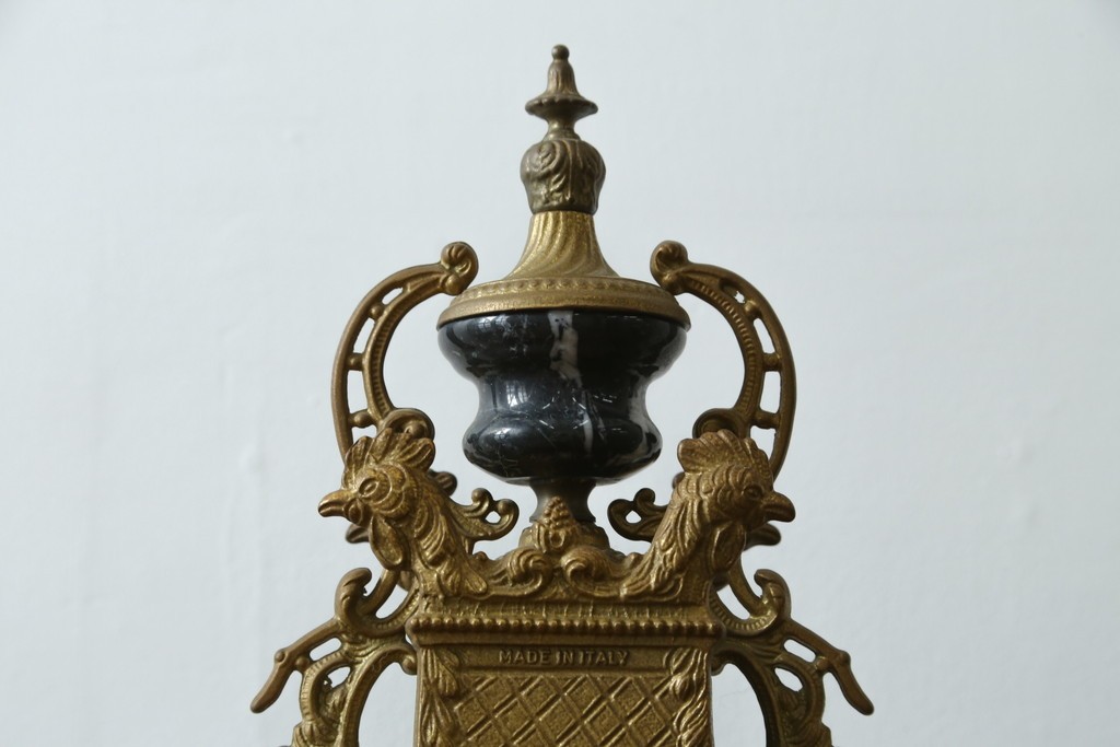 中古　高級品　イタリア　FARBEL　Imperial(インペリアル)　六本木アピス取り扱い　天使像と真鍮製の装飾が際立つ置時計　(R-085913)
