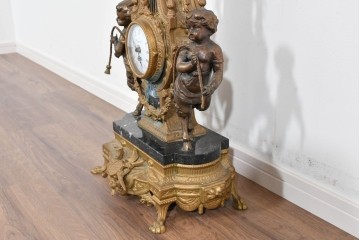 中古　高級品　イタリア　FARBEL　Imperial(インペリアル)　六本木アピス取り扱い　天使像と真鍮製の装飾が際立つゼンマイ式置時計　(R-085913)