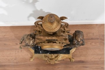 中古　高級品　イタリア　FARBEL　Imperial(インペリアル)　六本木アピス取り扱い　天使像と真鍮製の装飾が際立つゼンマイ式置時計　(R-085913)