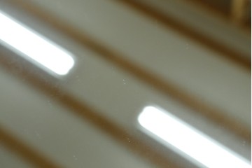 中古　美品　北海道民芸家具　シンプルなデザインで取り入れやすいミラー　(R-085915)