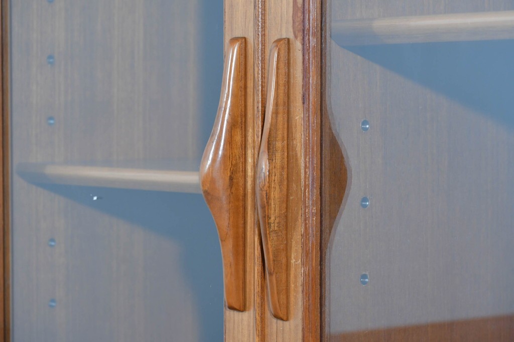 和製ヴィンテージ　豊富な収納を備えたシャッター扉(蛇腹扉)のキャビネット　(R-085916)