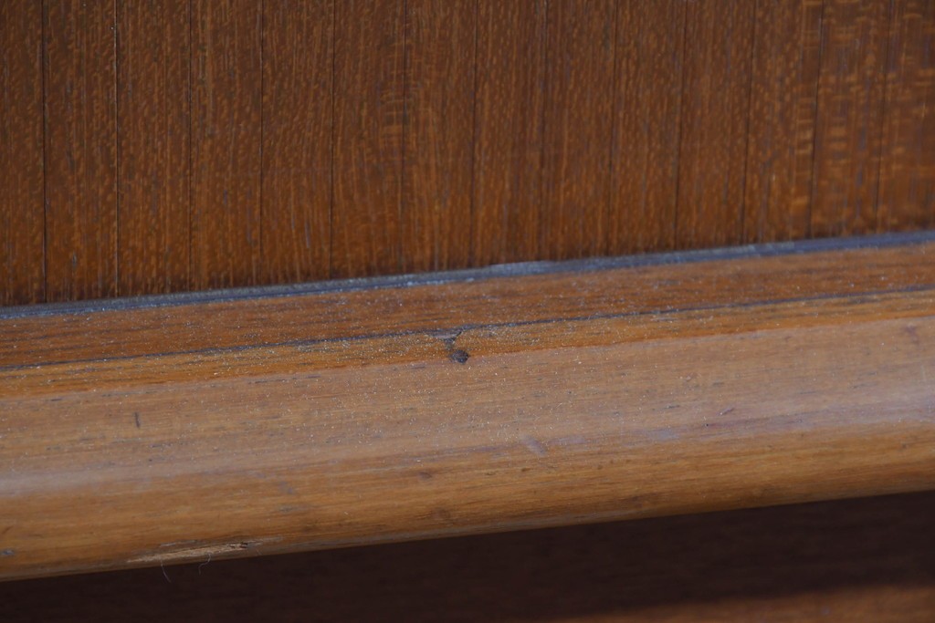 《天板取り付け加工費込み》　和製ヴィンテージ　シャッター扉(蛇腹扉)と引き出しを備えたサイドボード　(R-085918)