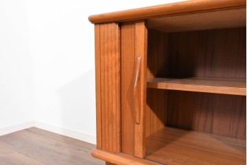 《天板取り付け加工費込み》　和製ヴィンテージ　シャッター扉(蛇腹扉)と引き出しを備えたサイドボード　(R-085918)