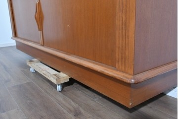 《天板取り付け加工費込み》　和製ヴィンテージ　シャッター扉(蛇腹扉)と引き出しを備えたサイドボード　(R-085918)