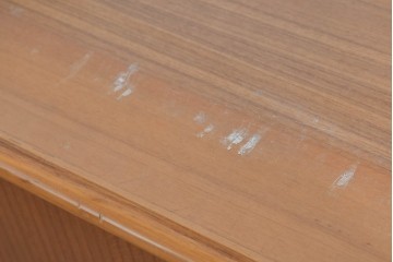 《天板取り付け加工費込み》　和製ヴィンテージ　シャッター扉(蛇腹扉)と引き出しを備えたサイドボード　(R-085918)