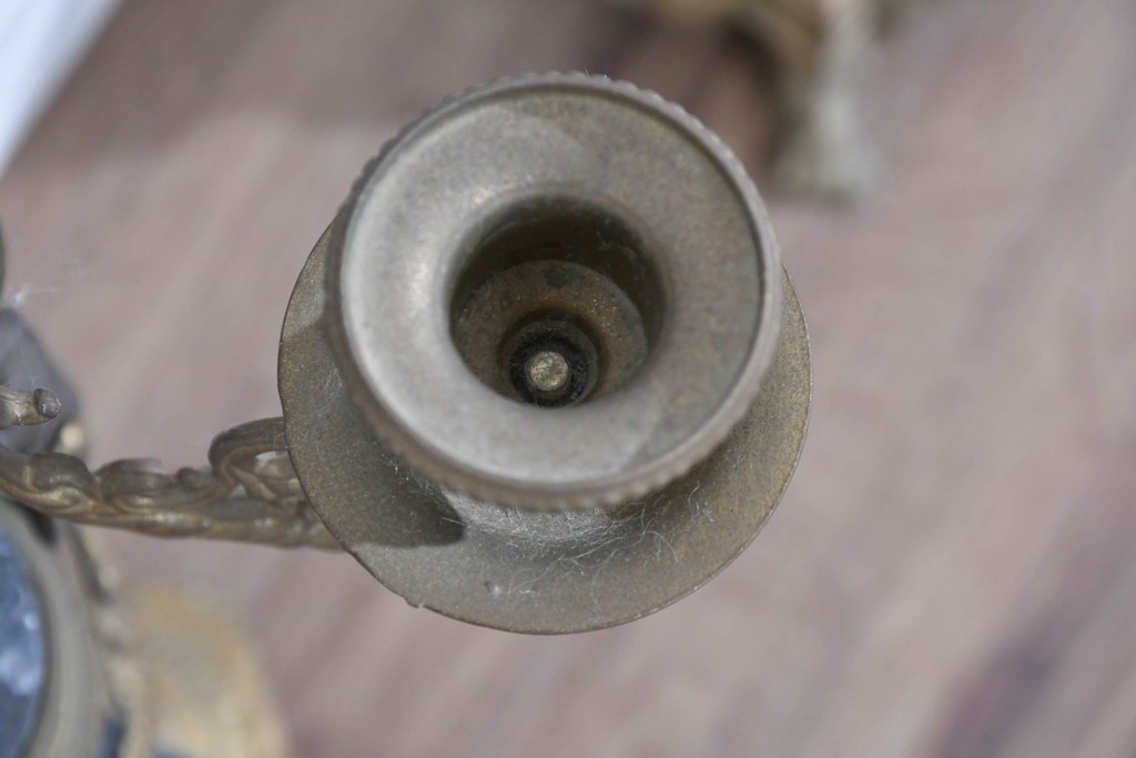 中古　美品　高級品　イタリア　FARBEL　六本木アピス取り扱い　華やかな装飾が目を惹く真鍮製キャンドルスタンド2台セット　(R-085920)