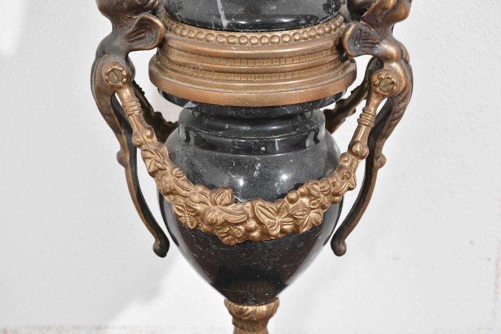 中古　イタリア　Lancini(ランチーニ)　華やかな天使モチーフのキャンドルスタンド　(R-085921)