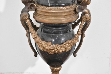 中古　イタリア　Lancini(ランチーニ)　華やかな天使モチーフのキャンドルスタンド　(R-085921)