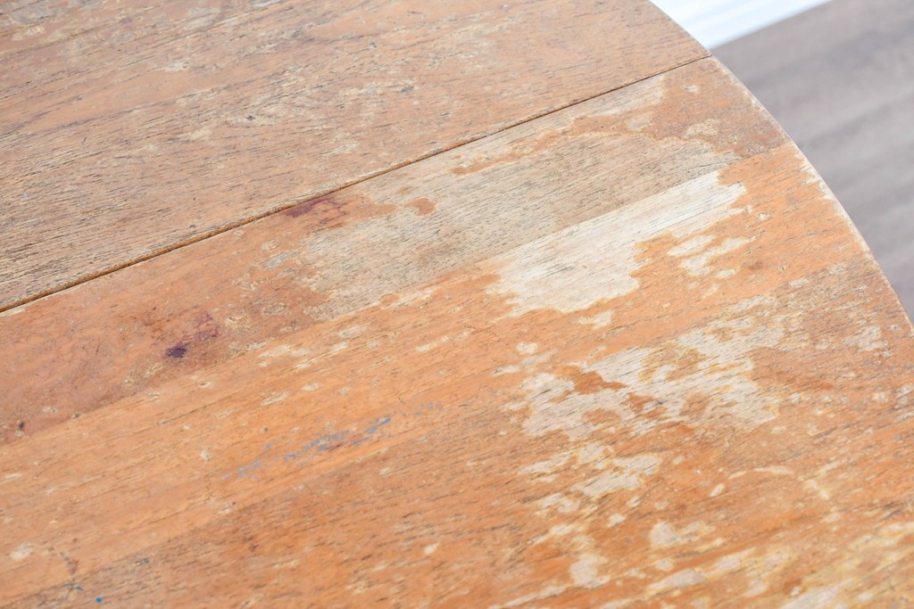 和製ヴィンテージ　希少なチーク無垢材を使用した上質なラウンドダイニングテーブル　(R-085922)