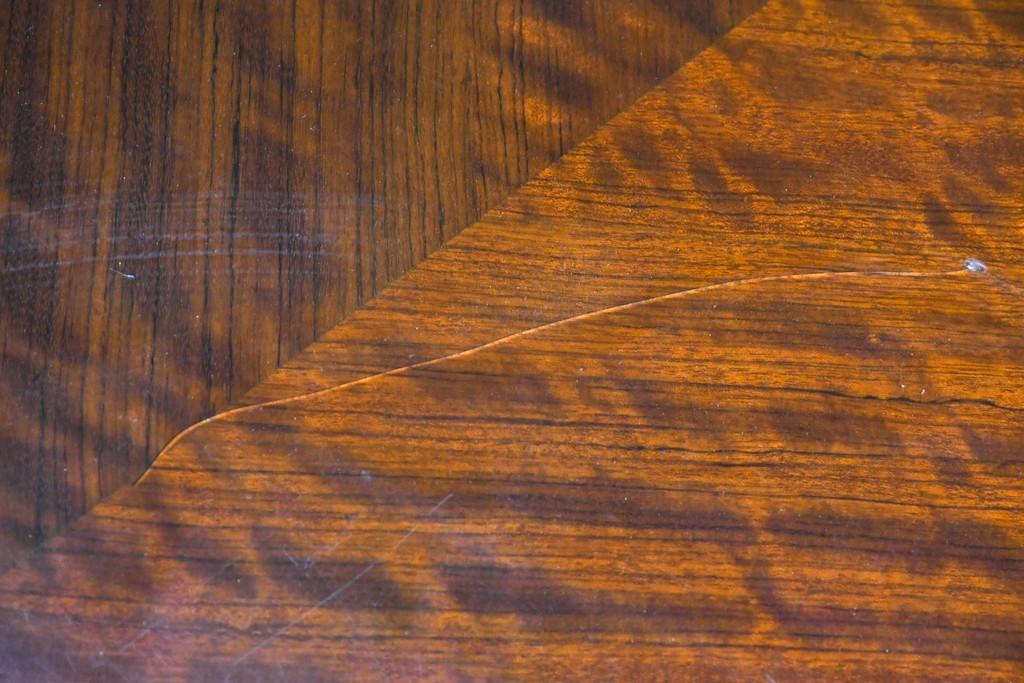 中古　カリモク家具(karimoku)　domani(ドマーニ)　Forza(フォルザ)シリーズ　天板の木目とシャープな足元が美しいダイニングテーブル　定価約85万円　(R-085923)