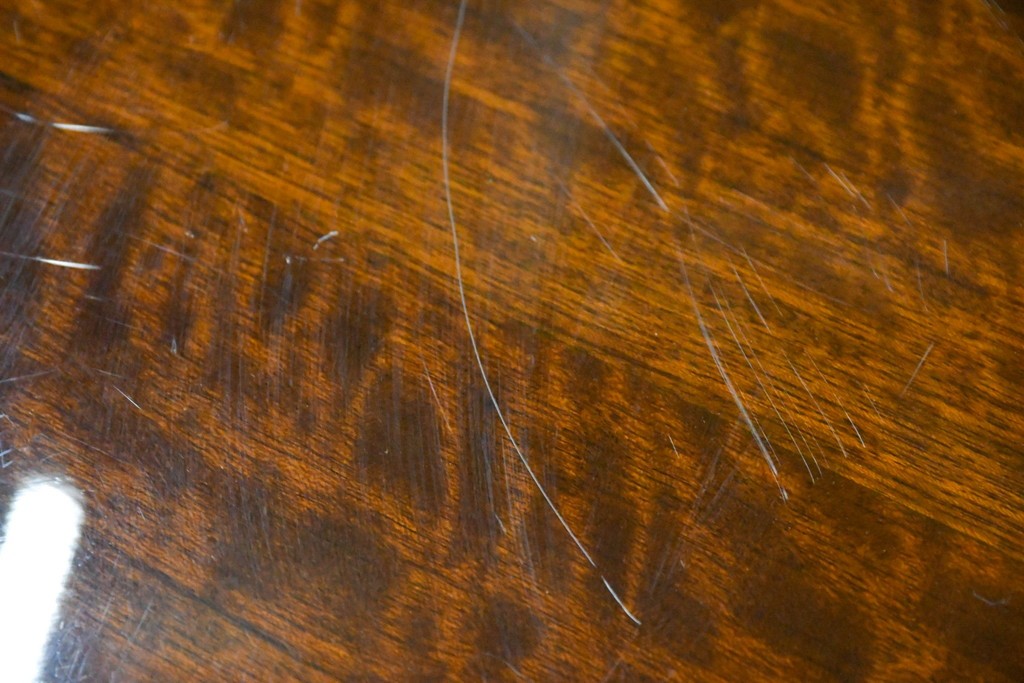 中古　カリモク家具(karimoku)　domani(ドマーニ)　Forza(フォルザ)シリーズ　天板の木目とシャープな足元が美しいダイニングテーブル　定価約85万円　(R-085923)