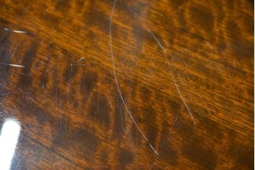 中古　カリモク家具(karimoku)　domani(ドマーニ)　Forza(フォルザ)シリーズ　天板の木目とシャープな足元が美しいダイニングテーブル　定価約85万円　(R-085923)