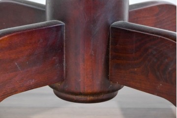 和製ヴィンテージ　希少な廃番品　柏木工(KASHIWA)　ブナ材　上品な挽物脚のラウンドダイニングテーブル　(R-085924)