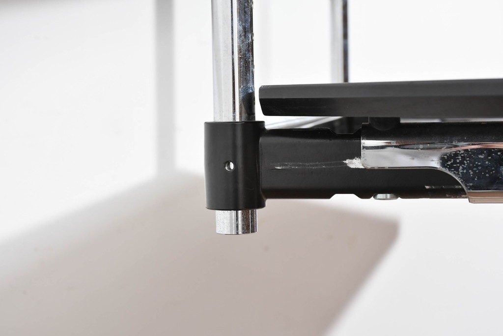 中古　希少な廃番品　USM Haller(USMハラー)　Kitos(キトス)　天板の形状が特徴的なヘキサゴンワークデスク　(R-085925)