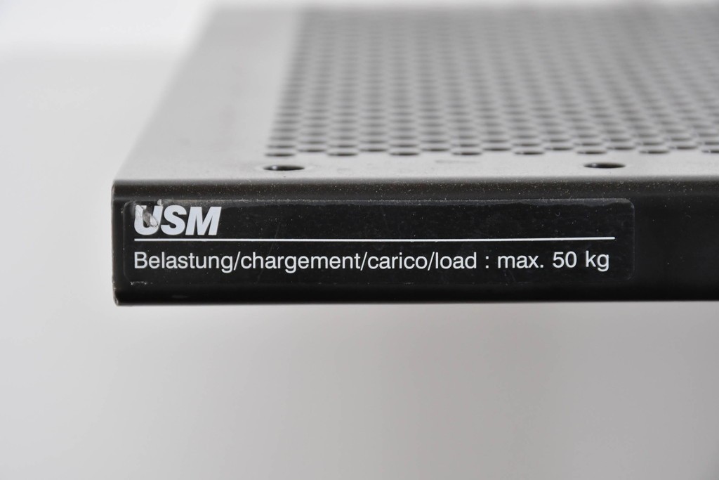 中古　希少な廃番品　USM Haller(USMハラー)　Kitos(キトス)　天板の形状が特徴的なヘキサゴンワークデスク　(R-085925)