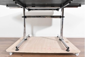 中古　希少な廃番品　USM Haller(USMハラー)　Kitos(キトス)　天板の形状が特徴的なヘキサゴンワークデスク　(R-085925)