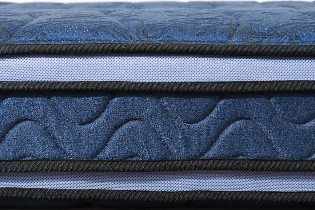 新古　展示品　美品　希少な廃番品　フランスベッド　マジョリーノ501　Reha tech(リハテック)　マットレス付きセミダブルベッド　定価約26万円　(R-085926)