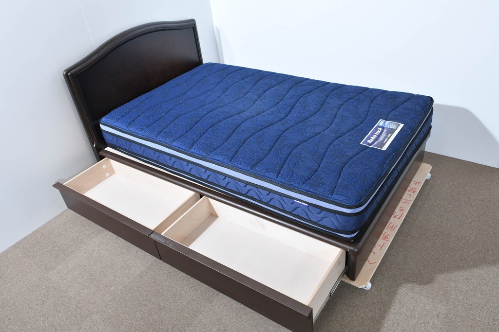 新古　展示品　美品　希少な廃番品　フランスベッド　マジョリーノ501　Reha tech(リハテック)　マットレス付きセミダブルベッド　定価約26万円　(R-085926)