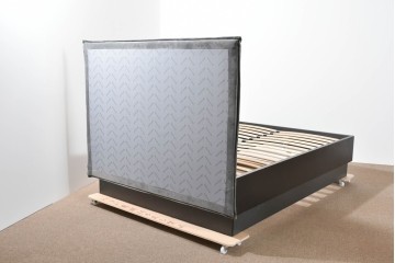 中古　希少な廃番品　BoConcept(ボーコンセプト)　Lugano(ルガーノ)　跳ね上げ式ダブルベッドフレーム　定価約30万円　(R-085927)