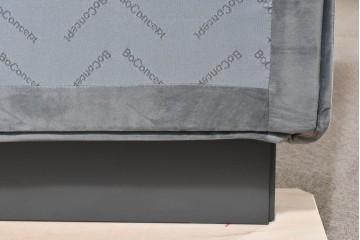 中古　希少な廃番品　BoConcept(ボーコンセプト)　Lugano(ルガーノ)　跳ね上げ式ダブルベッドフレーム　定価約30万円　(R-085927)