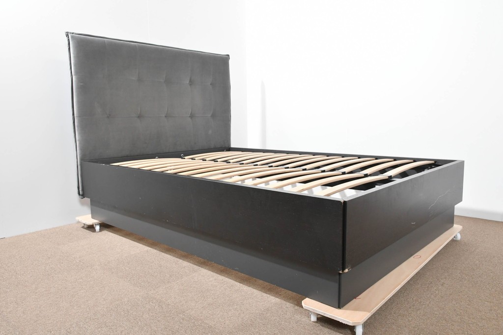 中古　希少な廃番品　BoConcept(ボーコンセプト)　Lugano(ルガーノ)　跳ね上げ式ダブルベッドフレーム　定価約30万円　(R-085927)