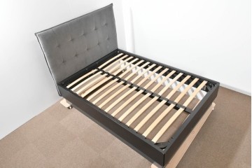 中古　希少な廃番品　BoConcept(ボーコンセプト)　Lugano(ルガーノ)　跳ね上げ式ダブルベッドフレーム　定価約30万円　(R-085927)