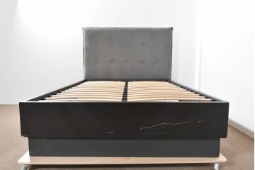 中古　希少な廃番品　BoConcept(ボーコンセプト)　Lugano(ルガーノ)　跳ね上げ式ダブルベッドフレーム　定価約30万円　(R-085927)