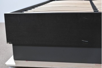 中古　希少な廃番品　BoConcept(ボーコンセプト)　Lugano(ルガーノ)　跳ね上げ式ダブルベッドフレーム　定価約30万円　(R-085927)